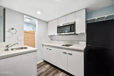 3025 N 32nd Street #39, Phoenix, AZ 85018 - Photo 7