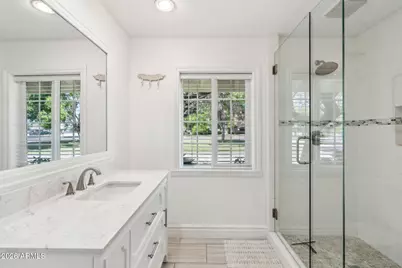 5339 E Osborn Road, Phoenix, AZ 85018 - Photo 23