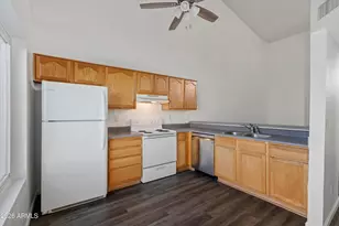 19601 N 7th St, Phoenix, AZ 85024 - Photo 5