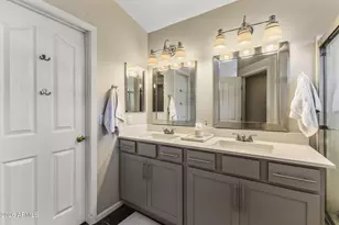 10340 E Caribbean Ln, Scottsdale, AZ 85255 - Photo 19