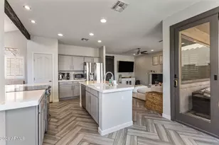 10340 E Caribbean Ln, Scottsdale, AZ 85255 - Photo 11