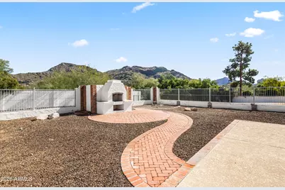 5101 E Crestview Drive #9, Paradise Valley, AZ 85253 - Photo 7