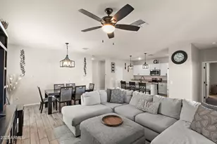 242 W Pacific Dr, Casa Grande, AZ 85122 - Photo 9