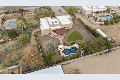 125 E Desert Hills Drive, Phoenix, AZ 85086 - Photo 61