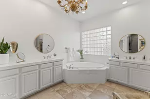 125 E Desert Hills Dr, Phoenix, AZ 85086 - Photo 25