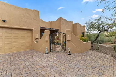 125 E Desert Hills Drive, Phoenix, AZ 85086 - Photo 5