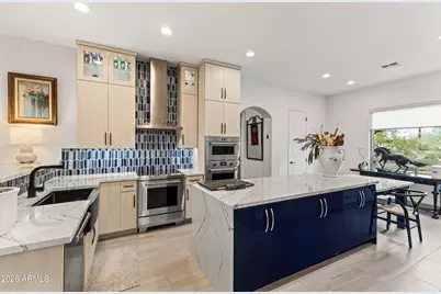 125 E Desert Hills Drive, Phoenix, AZ 85086 - Photo 15