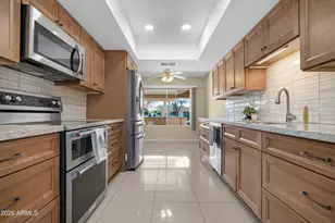 9802 W Loma Blanca Dr, Sun City, AZ 85351 - Photo 7