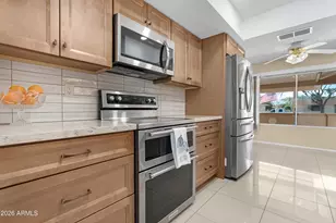 9802 W Loma Blanca Dr, Sun City, AZ 85351 - Photo 7