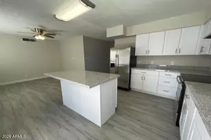 639 W Grove Cir, Mesa, AZ 85210 - Photo 3