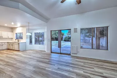 26435 N 42nd Place, Phoenix, AZ 85050 - Photo 17