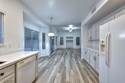 26435 N 42nd Place, Phoenix, AZ 85050 - Photo 15