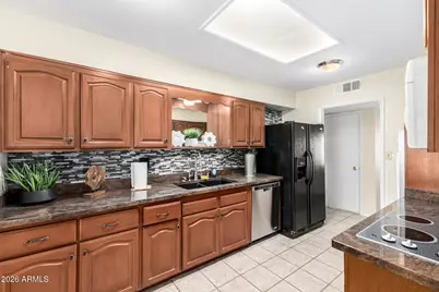 12236 N Pebble Beach Drive, Sun City, AZ 85351 - Photo 7