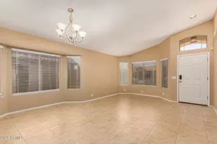 8364 W Stella Way, Glendale, AZ 85305 - Photo 9