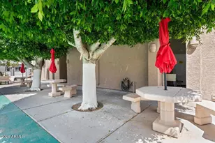 2121 N Center St, Mesa, AZ 85201 - Photo 35