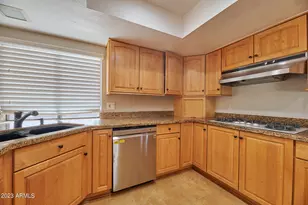 1137 N Winthrop Cir, Mesa, AZ 85213 - Photo 9