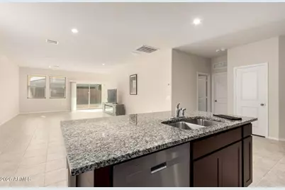 5065 E Emery Road, San Tan Valley, AZ 85143 - Photo 9