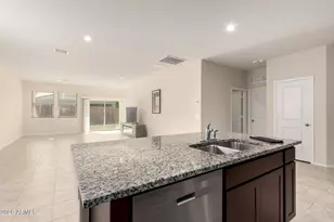 5065 E Emery Rd, San Tan Valley, AZ 85143 - Photo 9