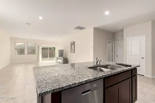 5065 E Emery Rd, San Tan Valley, AZ 85143 - Photo 9