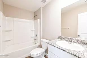 8764 W Reventon Dr, Arizona City, AZ 85123 - Photo 17