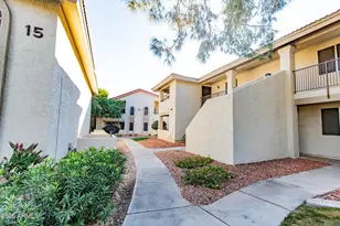 10610 S 48th St, Phoenix, AZ 85044 - Photo 3