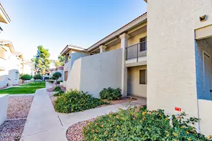 10610 S 48th St, Phoenix, AZ 85044 - Photo 5