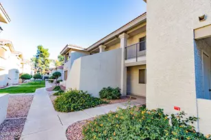 10610 S 48th St, Phoenix, AZ 85044 - Photo 5