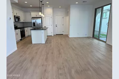 1223 W Sparrow Drive, San Tan Valley, AZ 85140 - Photo 1