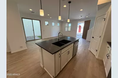 1223 W Sparrow Drive, San Tan Valley, AZ 85140 - Photo 5