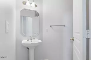 1617 E Tierra Buena Ln, Phoenix, AZ 85022 - Photo 15