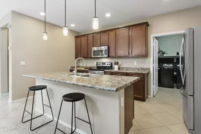 12041 W Cottontail Lane, Peoria, AZ 85383 - Photo 7