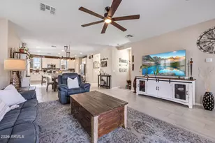 2754 S Harmony Ave, Gilbert, AZ 85295 - Photo 11