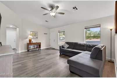 993 S 239th Drive, Buckeye, AZ 85326 - Photo 5