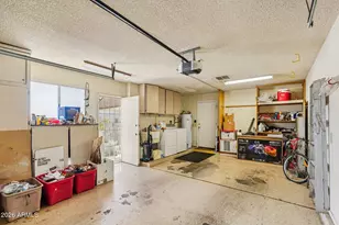 10529 W Wheatridge Dr, Sun City, AZ 85373 - Photo 25