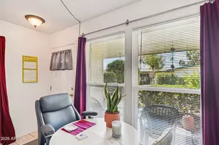 10529 W Wheatridge Dr, Sun City, AZ 85373 - Photo 7