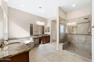 5088 S Wade Dr, Gilbert, AZ 85298 - Photo 5