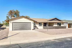 10602 W Cumberland Dr, Sun City, AZ 85351 - Photo 7