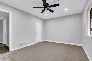 10602 W Cumberland Dr, Sun City, AZ 85351 - Photo 15