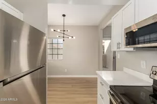 930 N Mesa Dr, Mesa, AZ 85201 - Photo 9