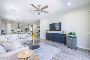 21636 N 59th St, Phoenix, AZ 85054 - Photo 9