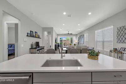 21636 N 59th Street, Phoenix, AZ 85054 - Photo 11