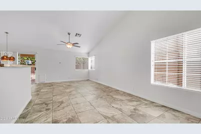 8944 W Fullam Street, Peoria, AZ 85382 - Photo 5