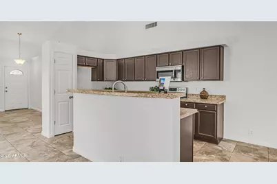 8944 W Fullam Street, Peoria, AZ 85382 - Photo 9