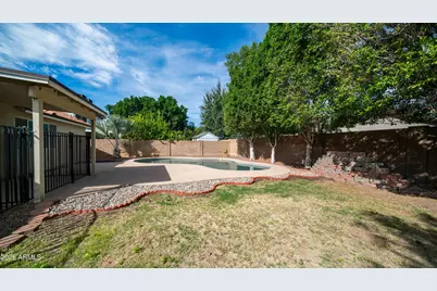 8944 W Fullam Street, Peoria, AZ 85382 - Photo 27