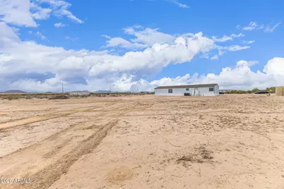 35341 W Sunrise Drive, Arlington, AZ 85322 - Photo 31