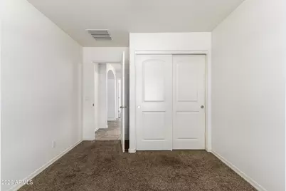 5623 S 27th Drive, Phoenix, AZ 85041 - Photo 23