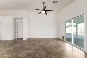 5623 S 27th Dr, Phoenix, AZ 85041 - Photo 9