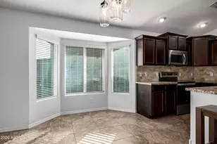 5623 S 27th Dr, Phoenix, AZ 85041 - Photo 7