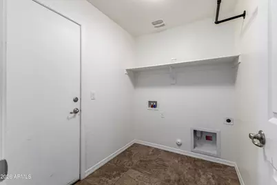 5623 S 27th Drive, Phoenix, AZ 85041 - Photo 29