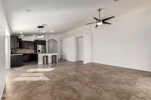 5623 S 27th Dr, Phoenix, AZ 85041 - Photo 7